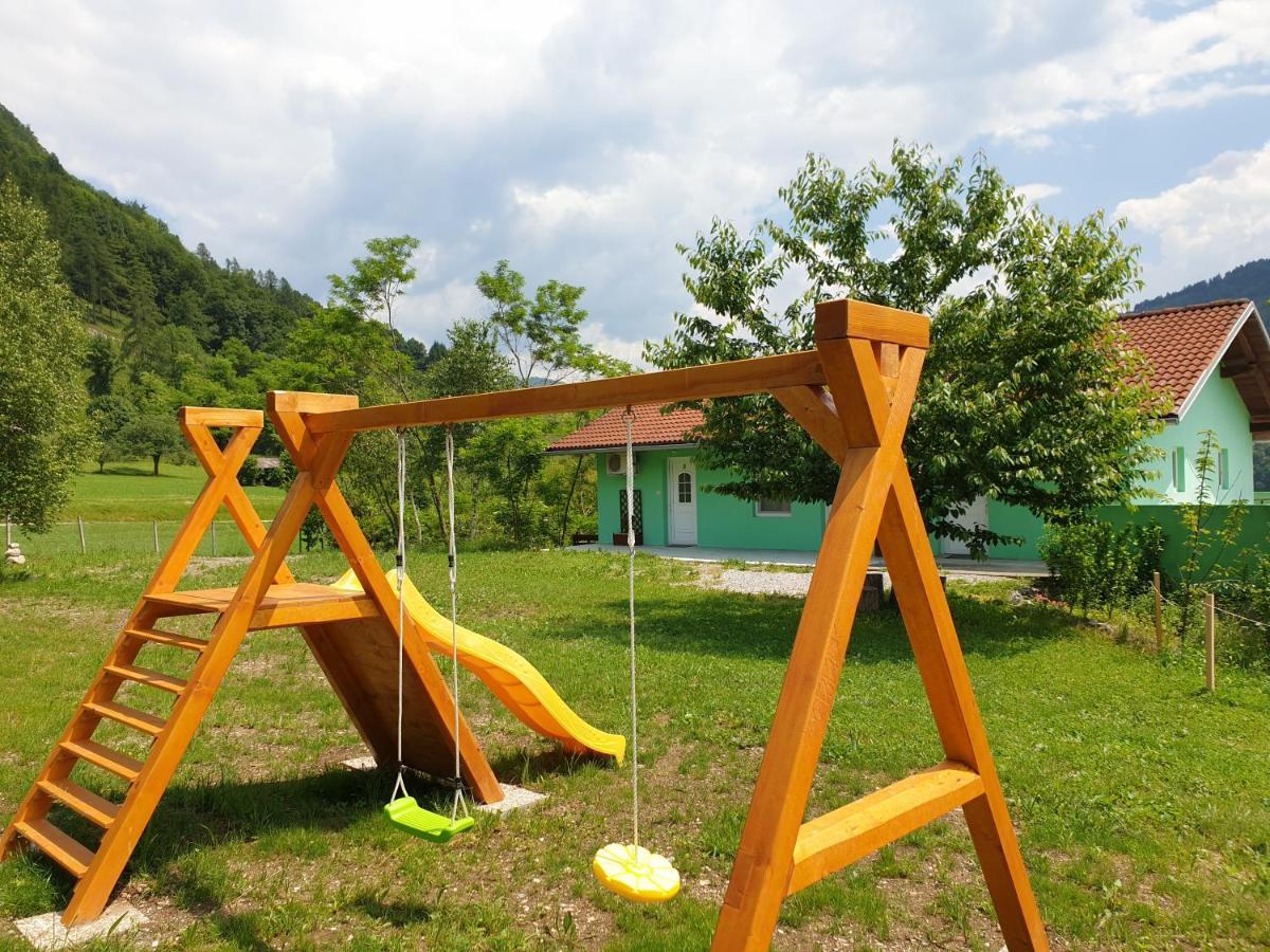 Apartma Patricija - Big Apartment For 6 Tolmin Exterior photo