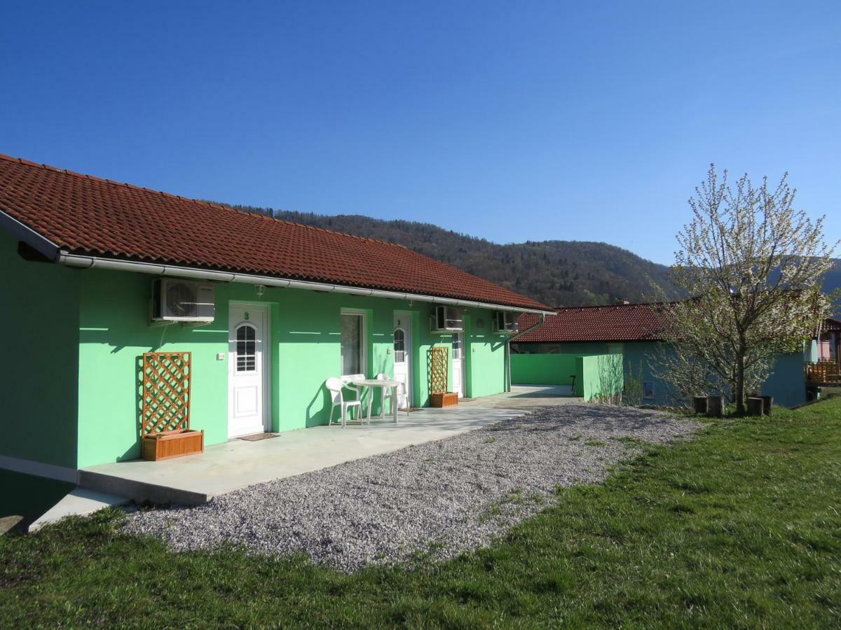 Apartma Patricija - Big Apartment For 6 Tolmin Exterior photo